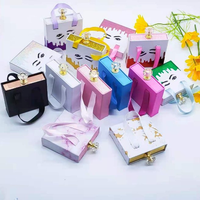 Eyelashes Box