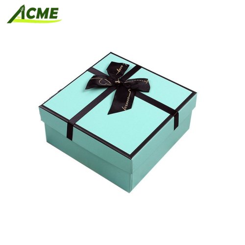 wholesaler Custom logo wholesale paper packaging luxury baby blue gift box with ribbon