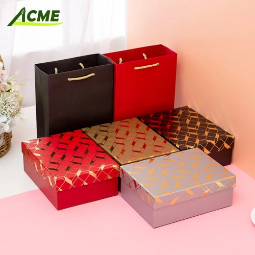 Quality New Design Packages Custom Sizes Cardboard Logo Size Gift Packaging Wholesale Material Printing Gift Box for Special Day